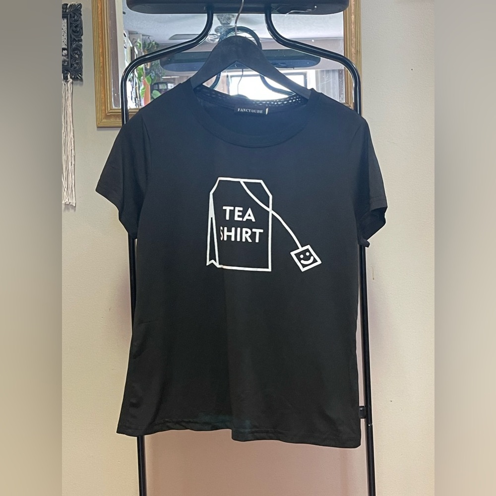 2/$25 Tea shirt